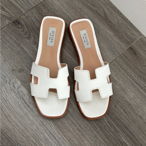 Steven By Steve Madden Shoes - Steven by Steve Madden White H Cutout Slide Sandals | Size 6